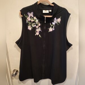 Quacker Factory Women's Black Butterfly Embroidered Zip Up Mock Neck Vest Sz 3X